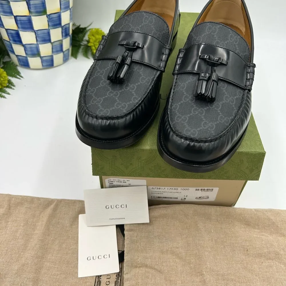 Men’s Gucci, GG Supreme tassel loafers size 12 made in Italy